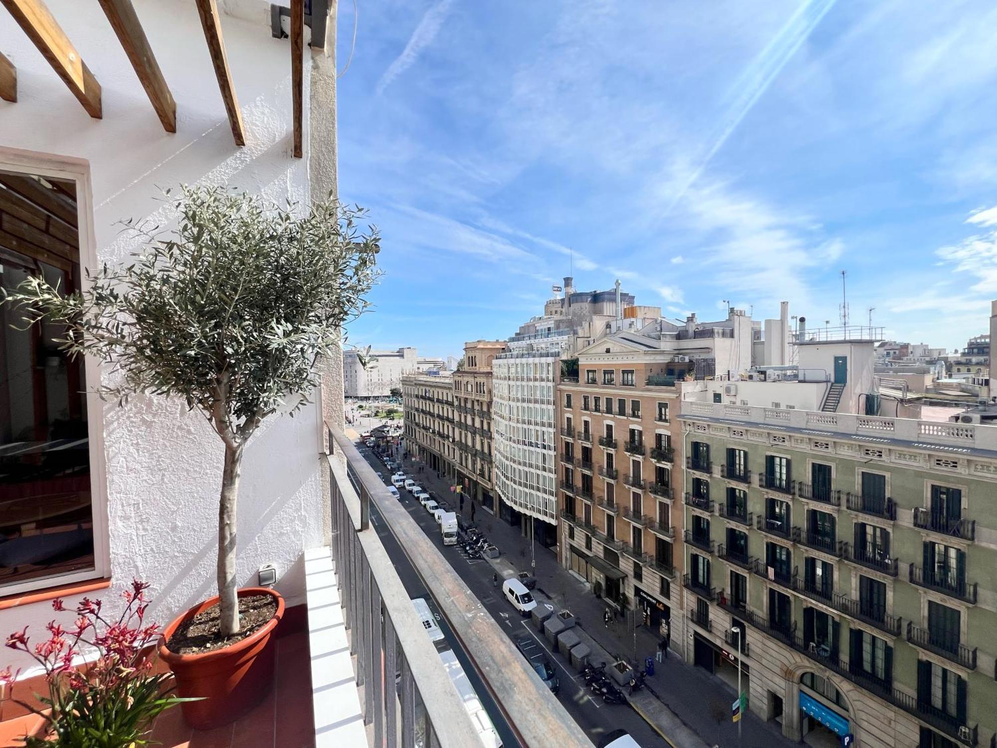 Plaza Cataluna Penthouse Apartment Barcelona
